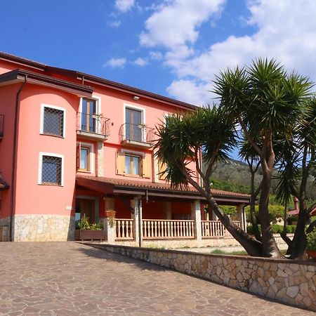 B&B La Casa Del Sole Controne ภายนอก รูปภาพ