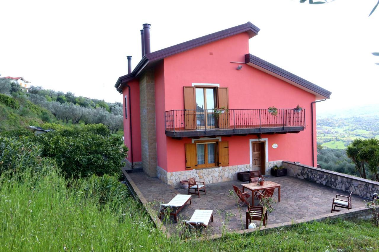 B&B La Casa Del Sole Controne ภายนอก รูปภาพ